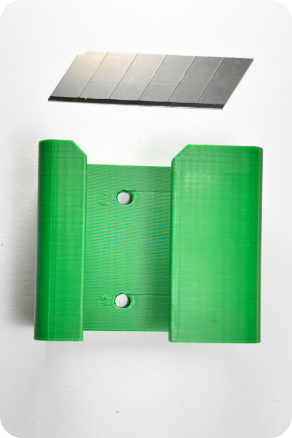 One-Handed Bag Opener